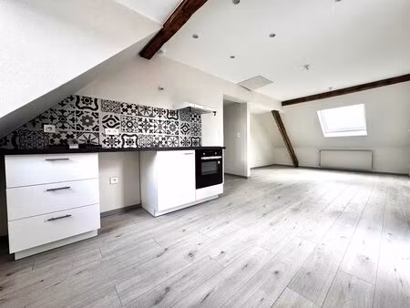 appartement t4 de 82 48 m² avec une terrasse à eckbolsheim