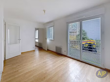 nantes - quartier mellinet - appartement 2 pièces 40m² avec place de stationnement