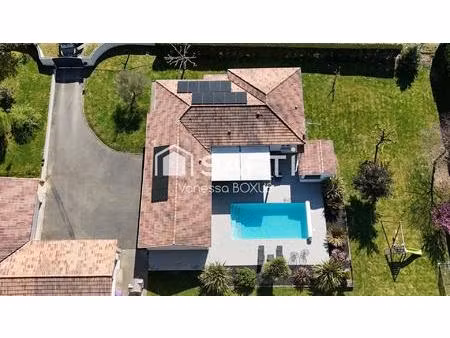 maison de plain pied à marcellus avec piscine  panneau photovoltaïque et appartement