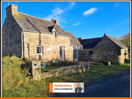 maison de caractère en pierre à la campagne de saint vougay