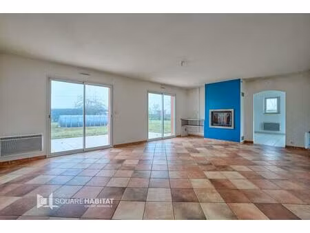 maison t5 de plain pied - st colombes en bruilois