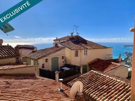 coup de coeur pour cette charmante maison de village avec vue mer