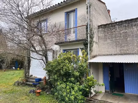 vente maison 3 pièces 60 m² à montbron (16220)  72 345 €