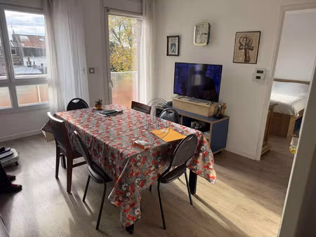 bel appartement dans résidence gérée