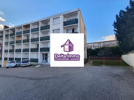 studio loué à vendre - quartier clos au duc