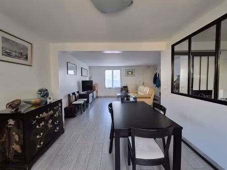 extrêmement rare : pavillon en centre-ville !