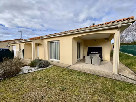 maison contemporaine avec piscine