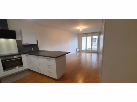 beau 3 pièces récent dans résidence sécurisée