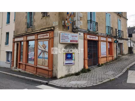 belle visibilite : local commercial redon 140 m2