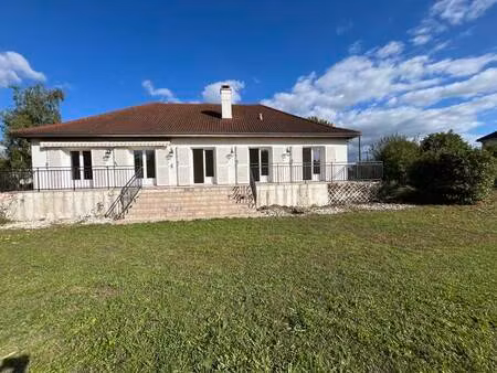 vente maison 7 pièces 169 m² domérat (03410)