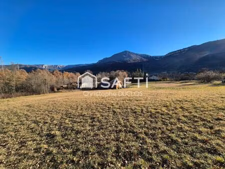 vente terrain 2510 m² noyers-sur-jabron (04200)