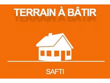 terrain constructible de 487 m2 zone bh du plu