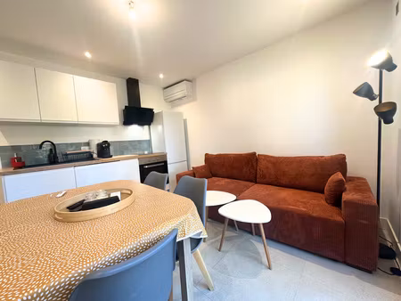 exclusivité  appartement 2 pièces rénové et meublé avec terrasse et piscine et parking pri