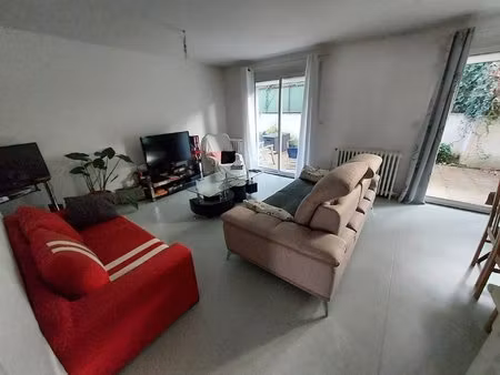 appartement type 3 avec jardinet