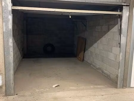 location parking sete 34200