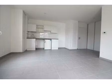 location appartement 3 pièces 62m² la salvetat st gilles 31880