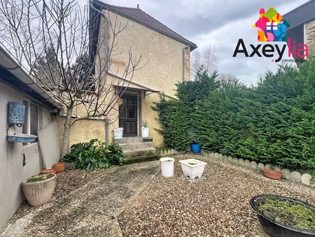 a vendre - marcigny proche centre - maison avec garage