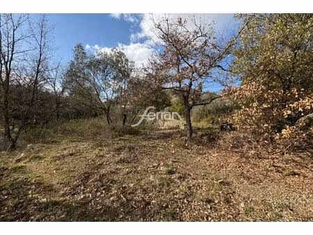 a vendre beau terrain proche le centre village à callas - 1411