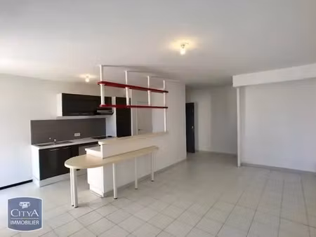 appartement à louer 4 pièces 79.76 m² - marseille (13) - 1 138€