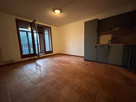 location appartement 1 pièce 28 m² à sausset-les-pins (13960)