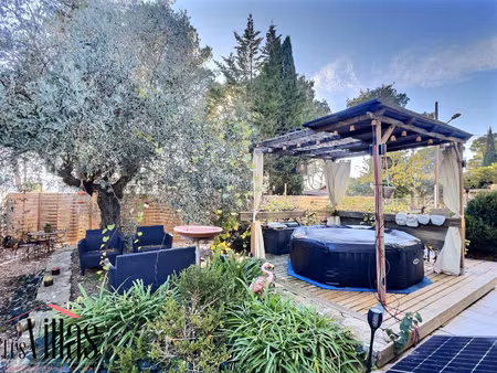 25 min. de narbonne - charmante maison dans un village des c