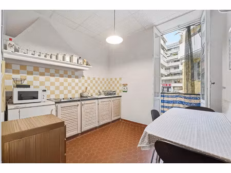 appartement à vendre 2 pièces - nice (06) - 194 000€