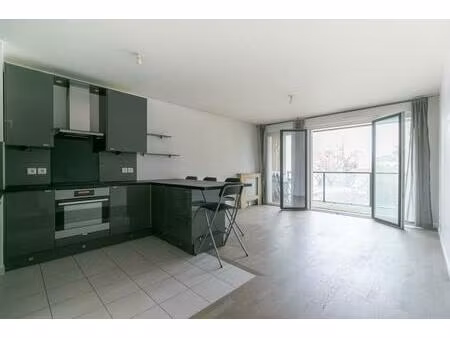 appartement 3 pièce(s) 65 m2