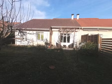 vente maison 4 pièces 84 m² chassieu (69680)
