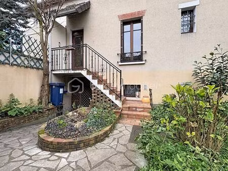 maison de 130 m² à nanterre