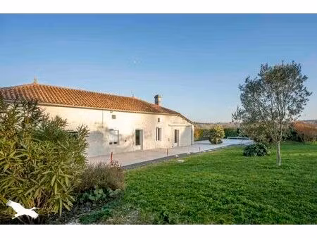 vente maison 4 pièces 150 m² passirac (16480)