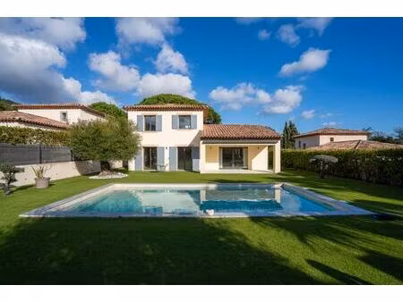 achat maison 4 pièces 110m² le plan de la tour 83120