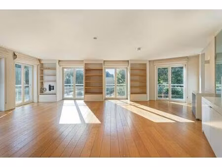 appartement te koop (2 slpk) op toplocatie nabij het 't zand