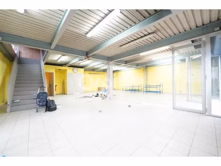 local d'activite a louer