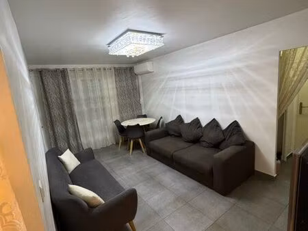 apparemment 4 pièces nice