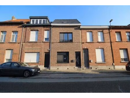 hoboken: instapklare woning met 5 slpk en ruime tuin