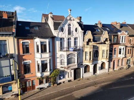 unieke herenwoning met tuin en garage in neorococostijl nabij gent-sint-pieters