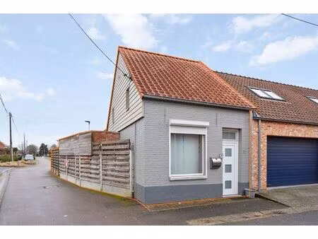 zeer charmante woning (81m²) met 1 slaapkamer en ruim terras te meerhout