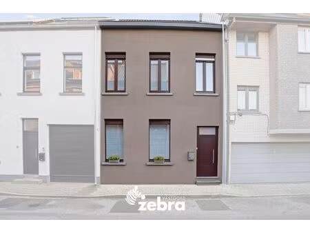 instapklare woning met 3 slaapkamers en 2 badkamers in roeselare