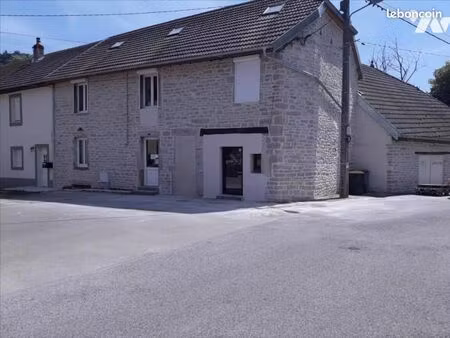 immeuble 85 m² baume les dames