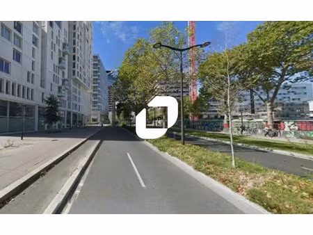 location commerce paris 75013