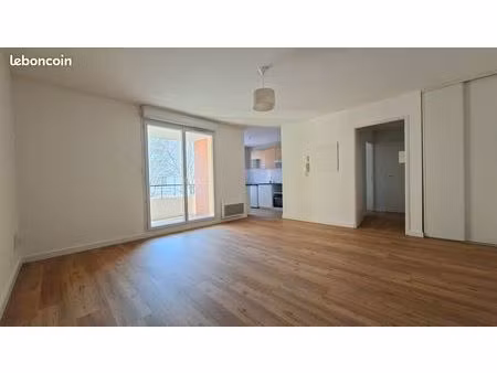 appartement t2 48 m² rénové – parking sous-sol - blagnac