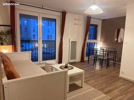 beau t1 proche centre-ville dijon meublé