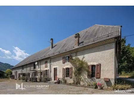 ferme 7 pièces 150 m²