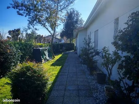 maison 7 pièces 215 m²