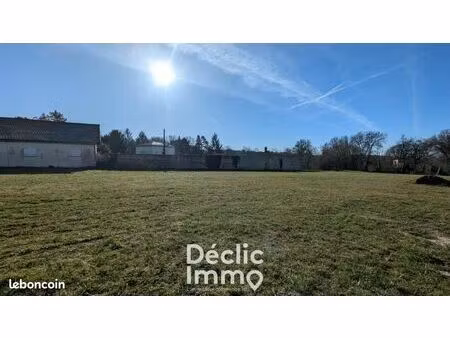 terrain 1 200 m² sers