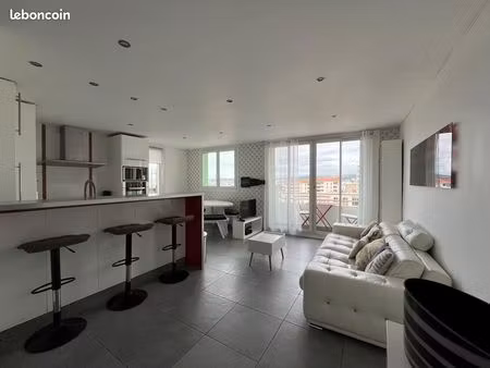 appartement 3 pièces 55 m²