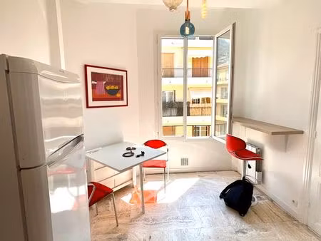 f1-chambre séparée-st jean angely