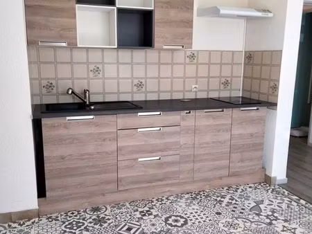 location t2 à pont de veyle