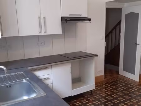 maison de ville 3 pièces centre ville selles sur cher