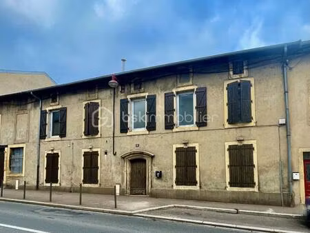 immeuble mixte de 175 m² à moulins-les-metz